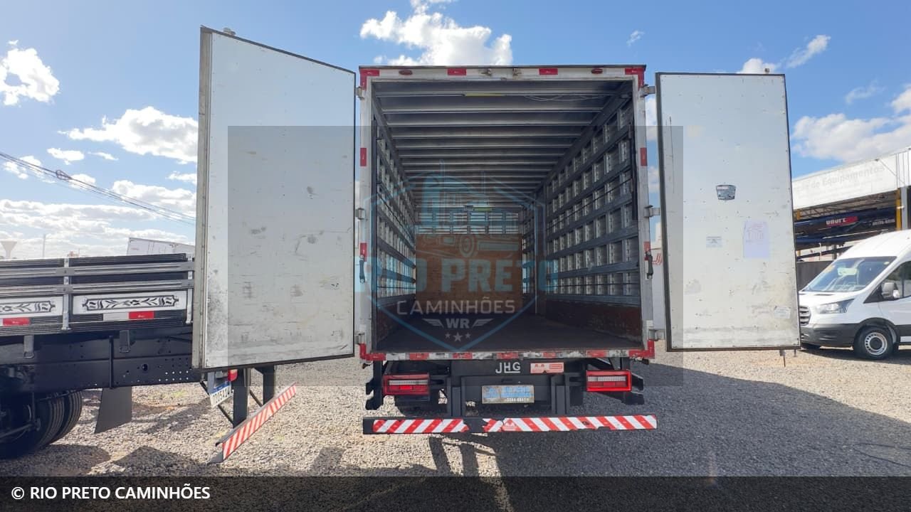 caminhao volkswagen 11-180 Delivery 2p (diesel)(E5) 2024 em São José do Rio Preto/São Paulo - Imagem 9 de 10