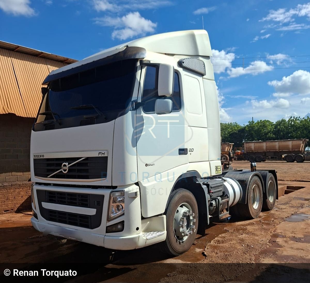 caminhao volvo FH-420 6x2 2p (diesel) (E5) 2013 em São José do Rio Preto/São Paulo - Imagem 1 de 8