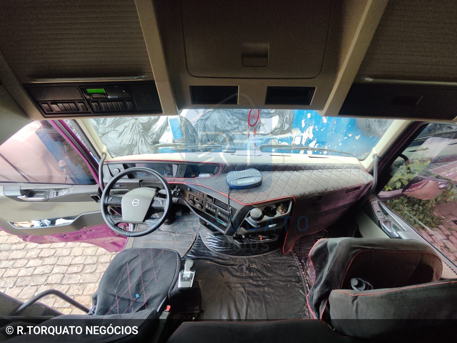 caminhao volvo FH-460 6x2 2p (diesel) (E5) 2021 em São José do Rio Preto/São Paulo - Imagem 14 de 14