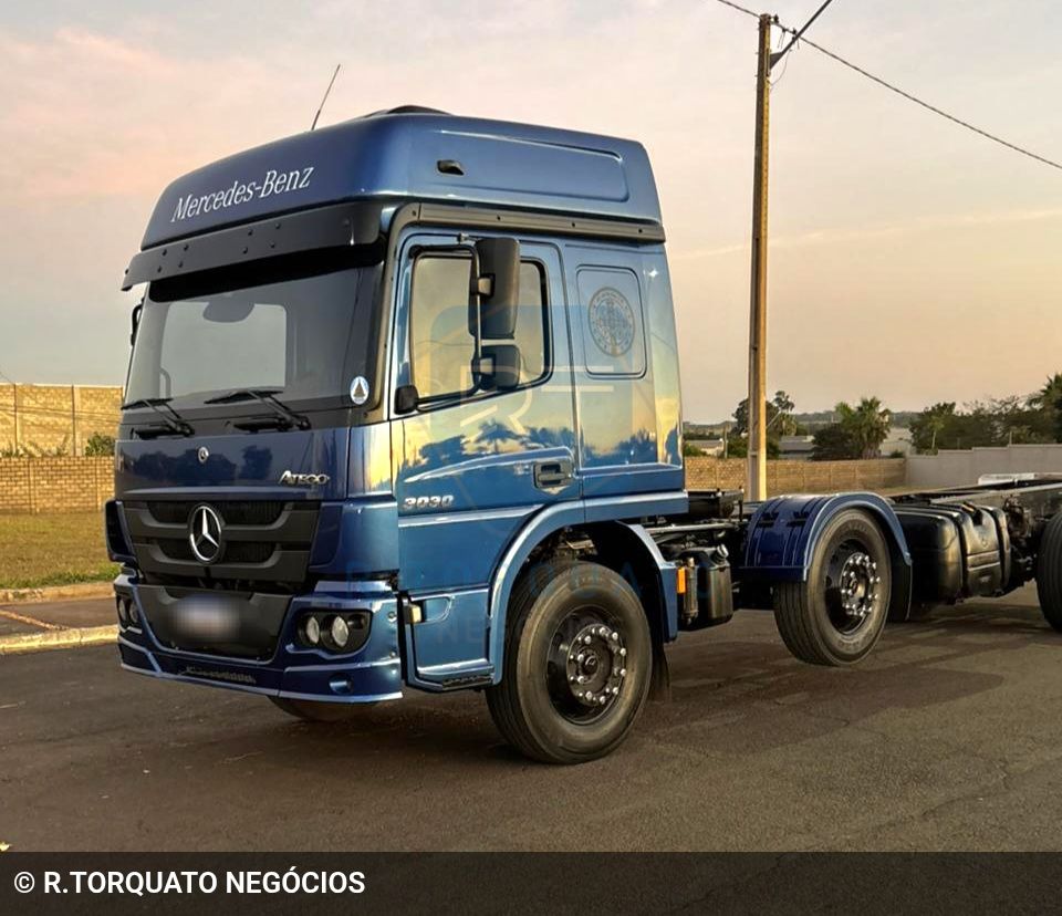caminhao mercedes-benz Atego 3030 8x2 2p (diesel)(E5) 2021 em São José do Rio Preto/São Paulo - Imagem 4 de 9