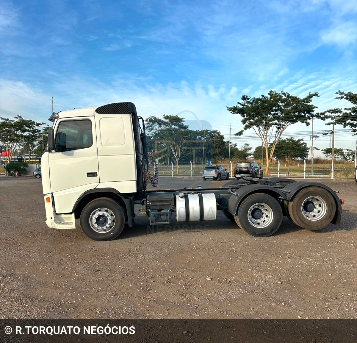 caminhao volvo FH 440 6x2 2p (diesel) 2008 em São José do Rio Preto/São Paulo - Imagem 5 de 12
