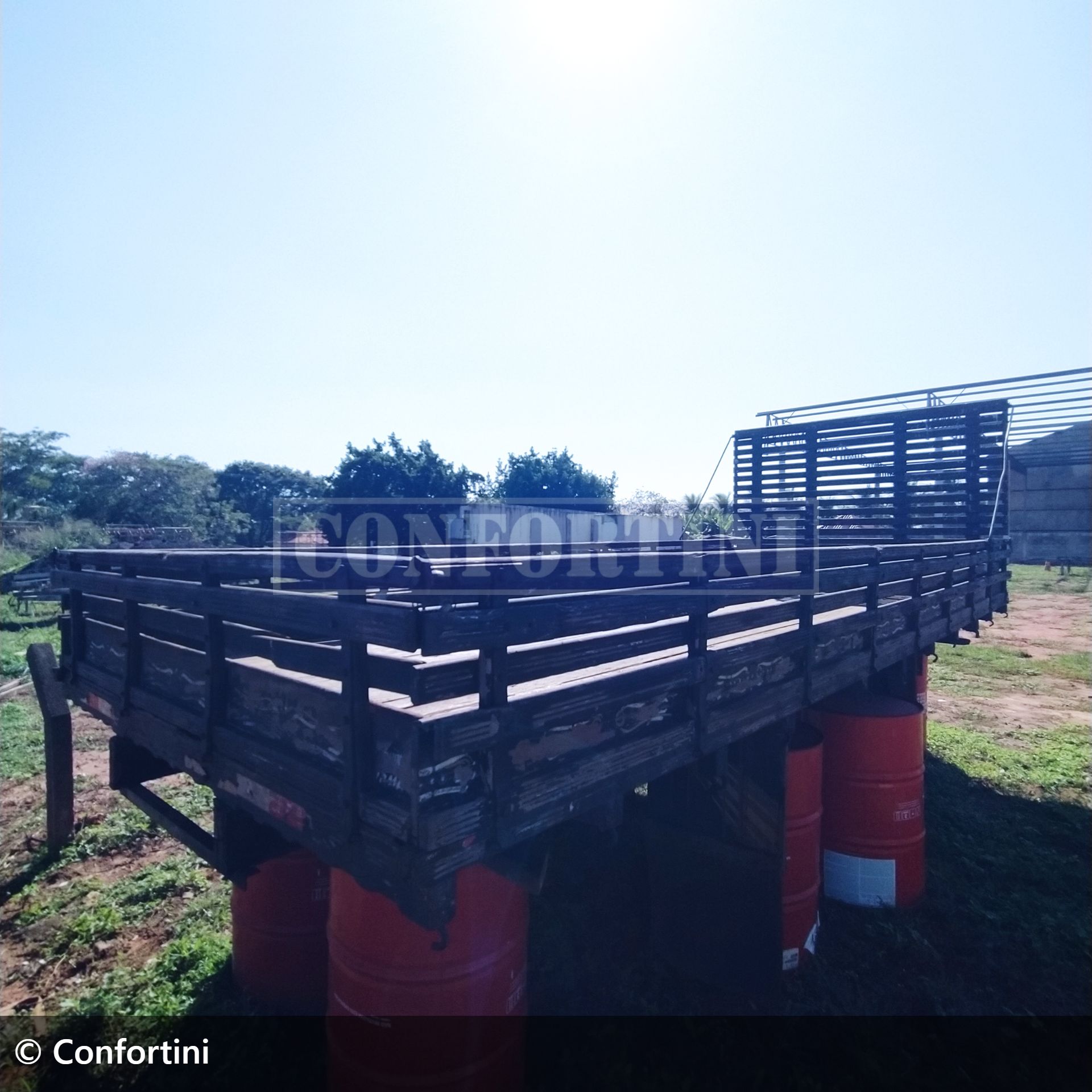 implemento sem-marca Carroceria Carga Seca 2016 em Bady Bassitt/São Paulo - Imagem 3 de 5