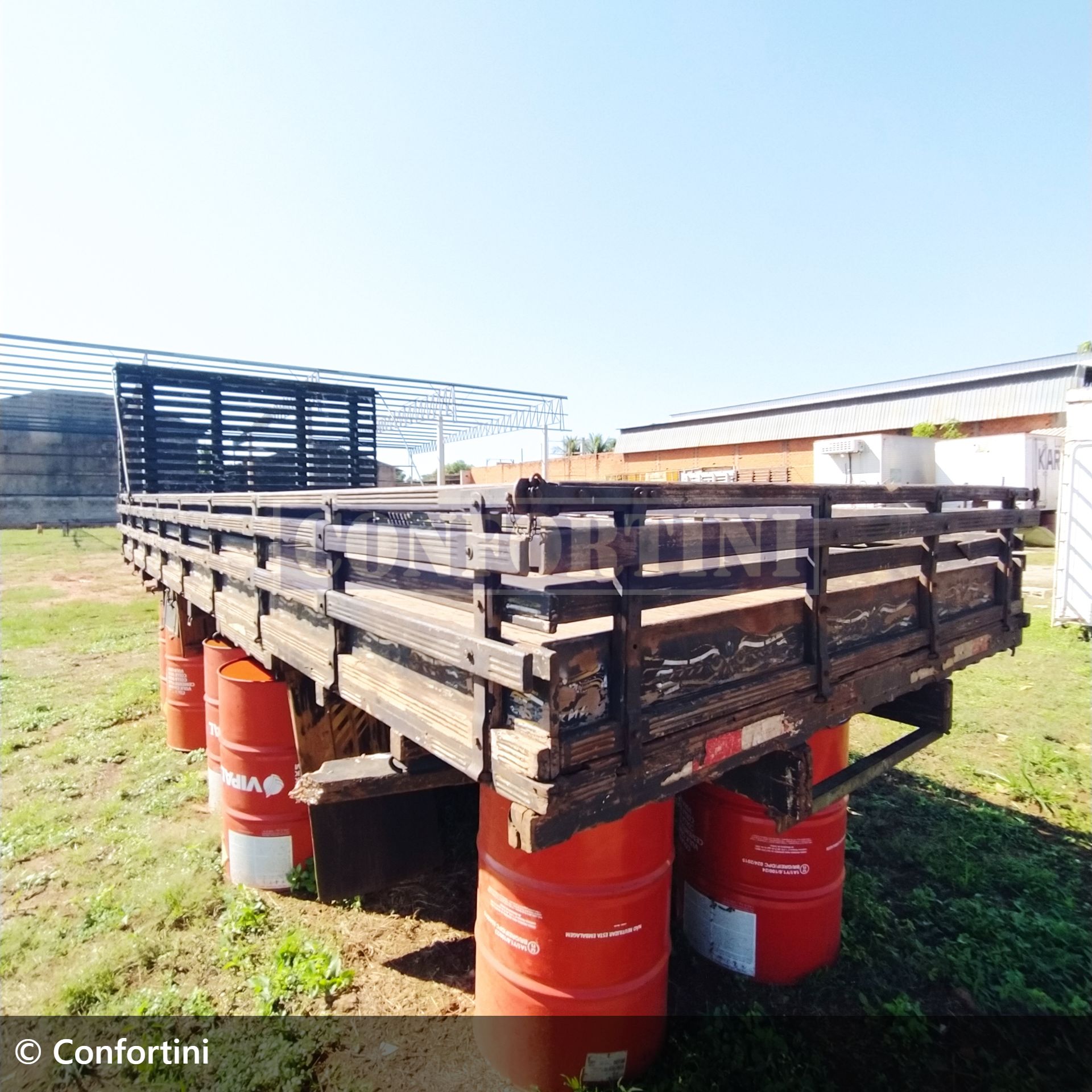 implemento sem-marca Carroceria Carga Seca 2016 em Bady Bassitt/São Paulo - Imagem 4 de 5