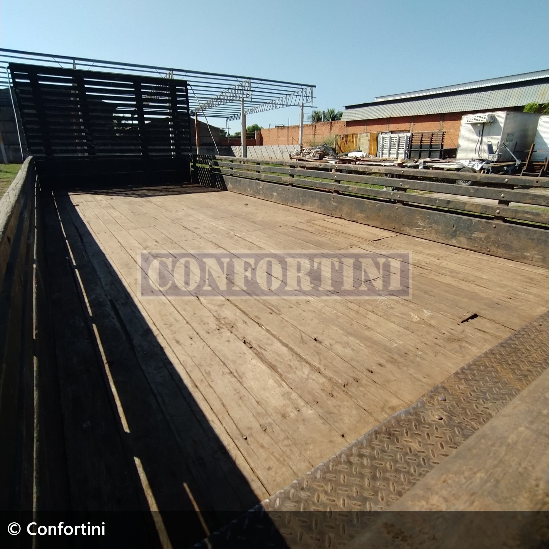 implemento sem-marca Carroceria Carga Seca 2016 em Bady Bassitt/São Paulo - Imagem 5 de 5