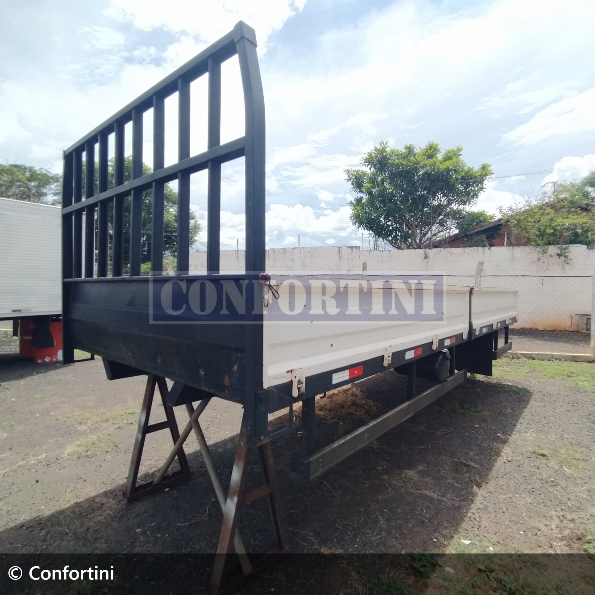 implemento facchini Carroceria Carga Seca 2020 em Bady Bassitt/São Paulo - Imagem 1 de 9