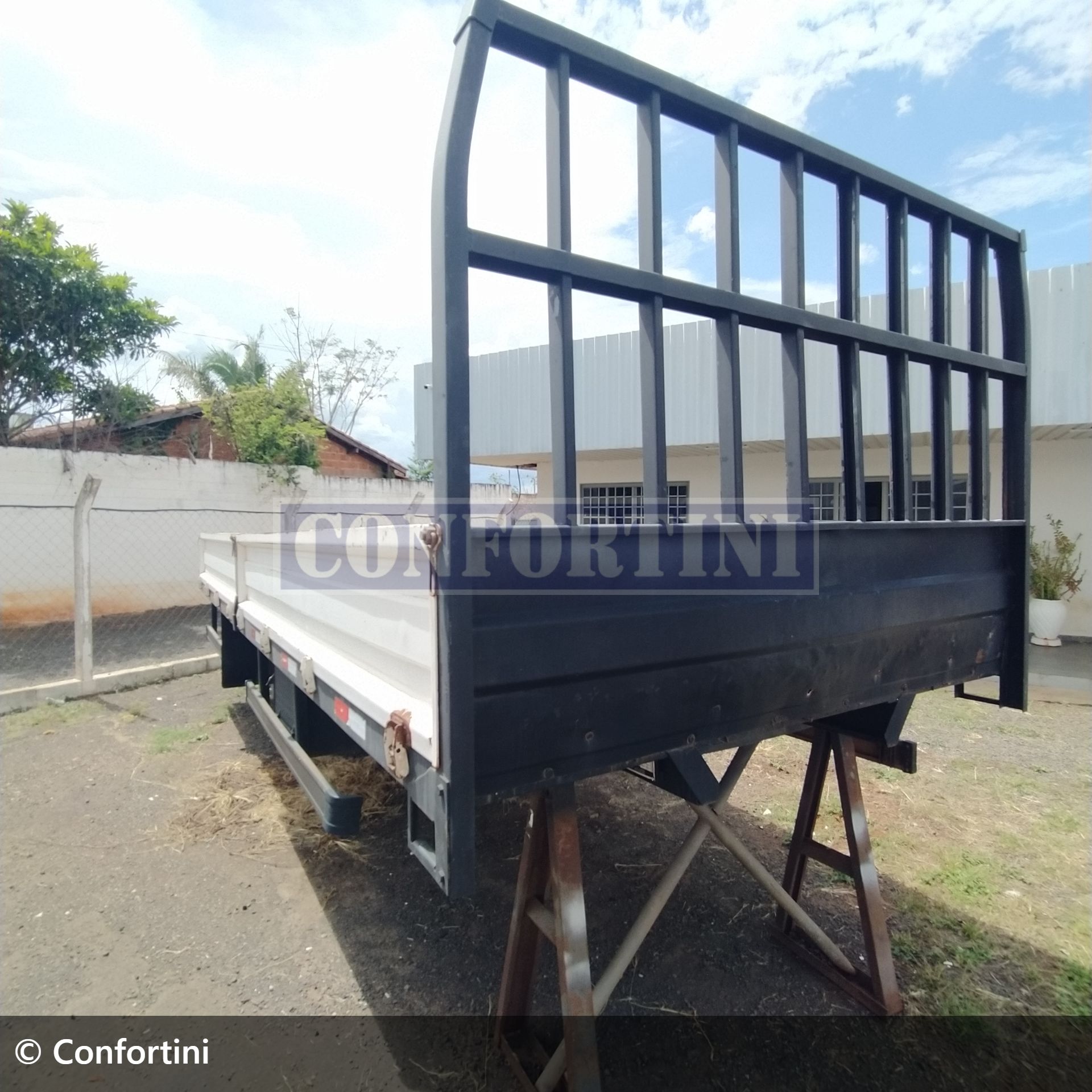 implemento facchini Carroceria Carga Seca 2020 em Bady Bassitt/São Paulo - Imagem 2 de 9