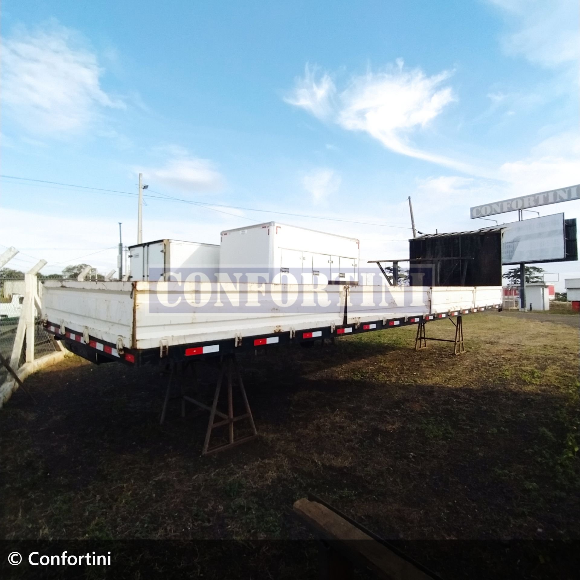 implemento carmona Carroceria Carga Seca 2024 em Bady Bassitt/São Paulo - Imagem 1 de 7