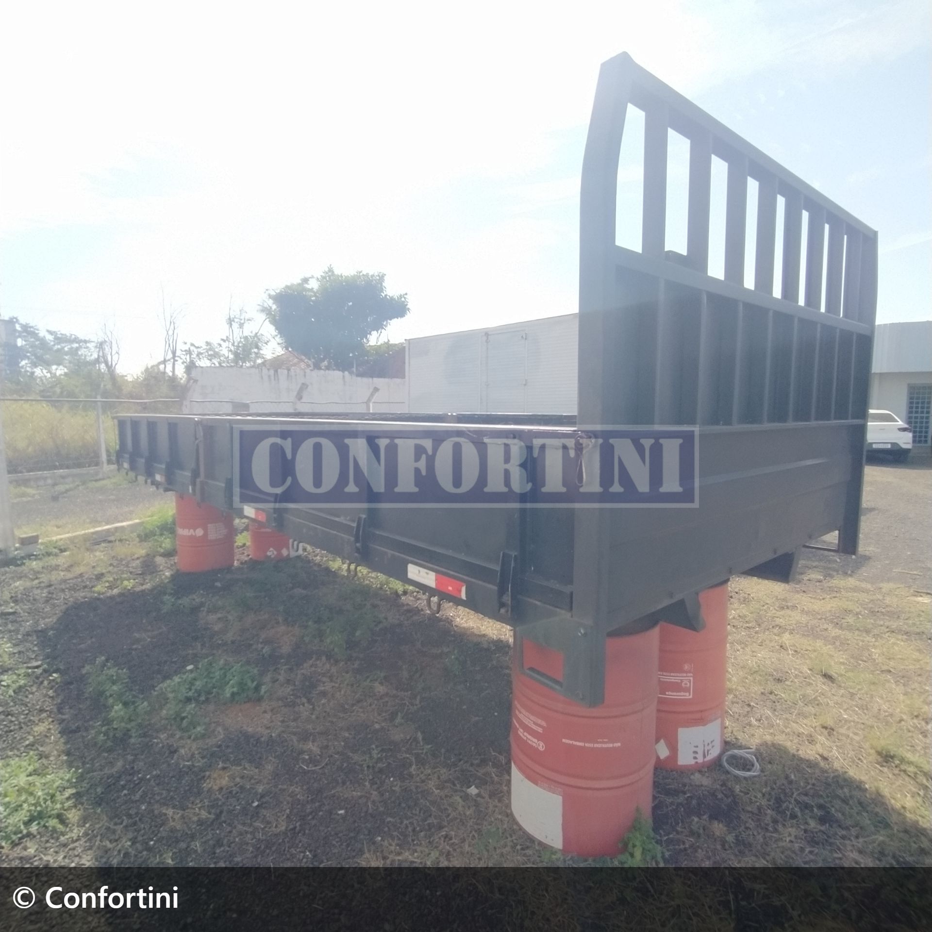 implemento facchini Carroceria Carga Seca 2016 em Bady Bassitt/São Paulo - Imagem 2 de 7