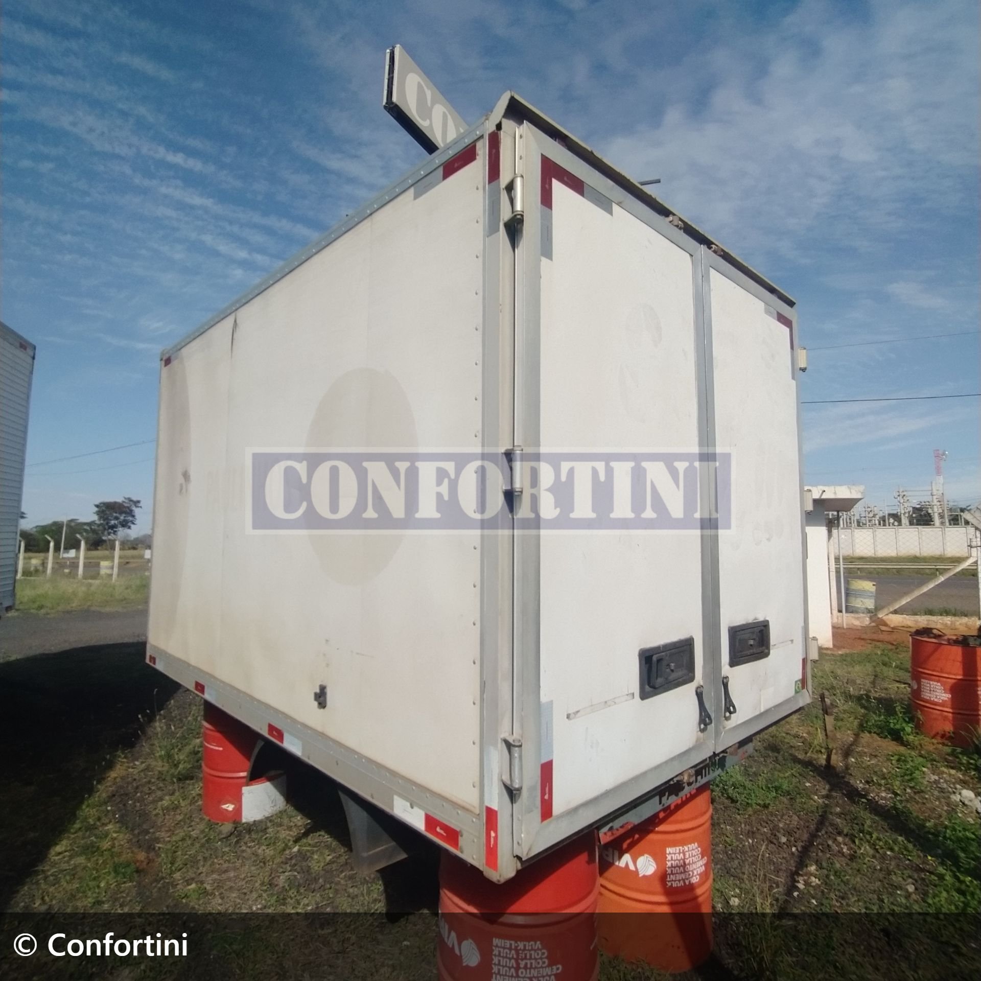 implemento facchini Baú / Furgão Carga Seca 2016 em Bady Bassitt/São Paulo - Imagem 4 de 9