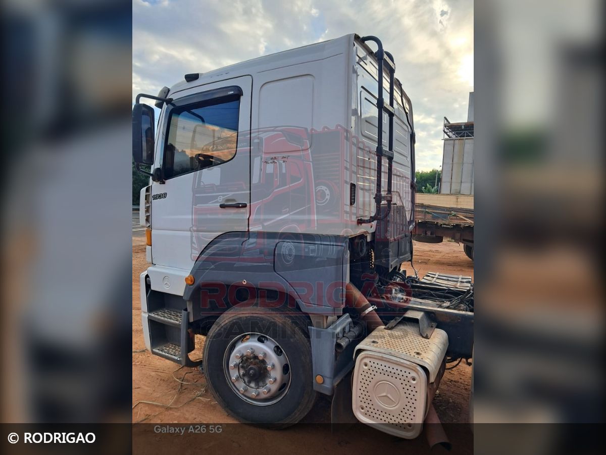 caminhao mercedes-benz 1938-S 3-Eixos 2p (diesel) 2004 em São José do Rio Preto/São Paulo - Imagem 6 de 10